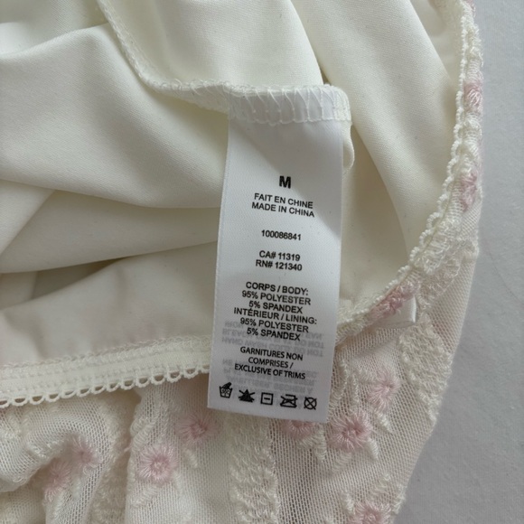 Garage // Mini Embroidered Skirt - Picture 5 of 7